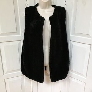Capote Black Faux Fur Vest